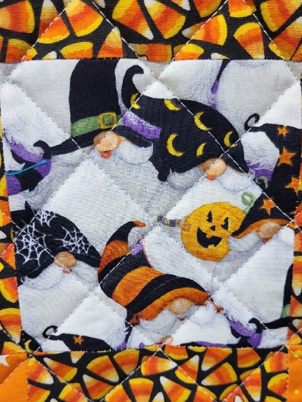 Handmade Halloween Quilted Potholders - set of 2 - Picture 2 of 4